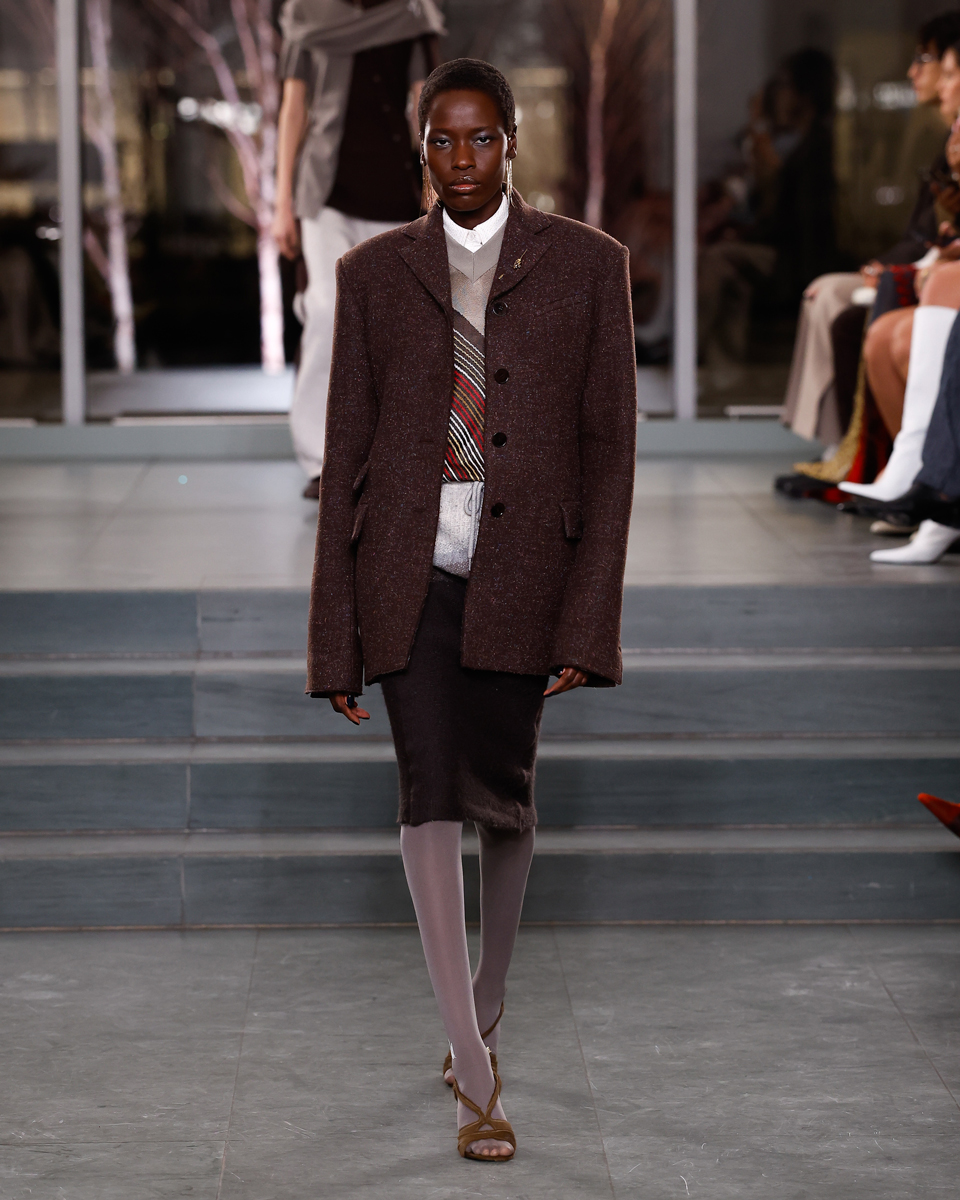 TB_FW25_SHOW_look_023_4x5