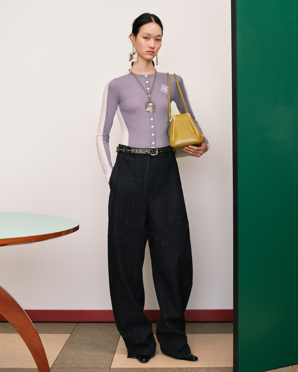 Low-Res-150-DPI-TB_RES26_LOOKBOOK_LOOK_04_4X5