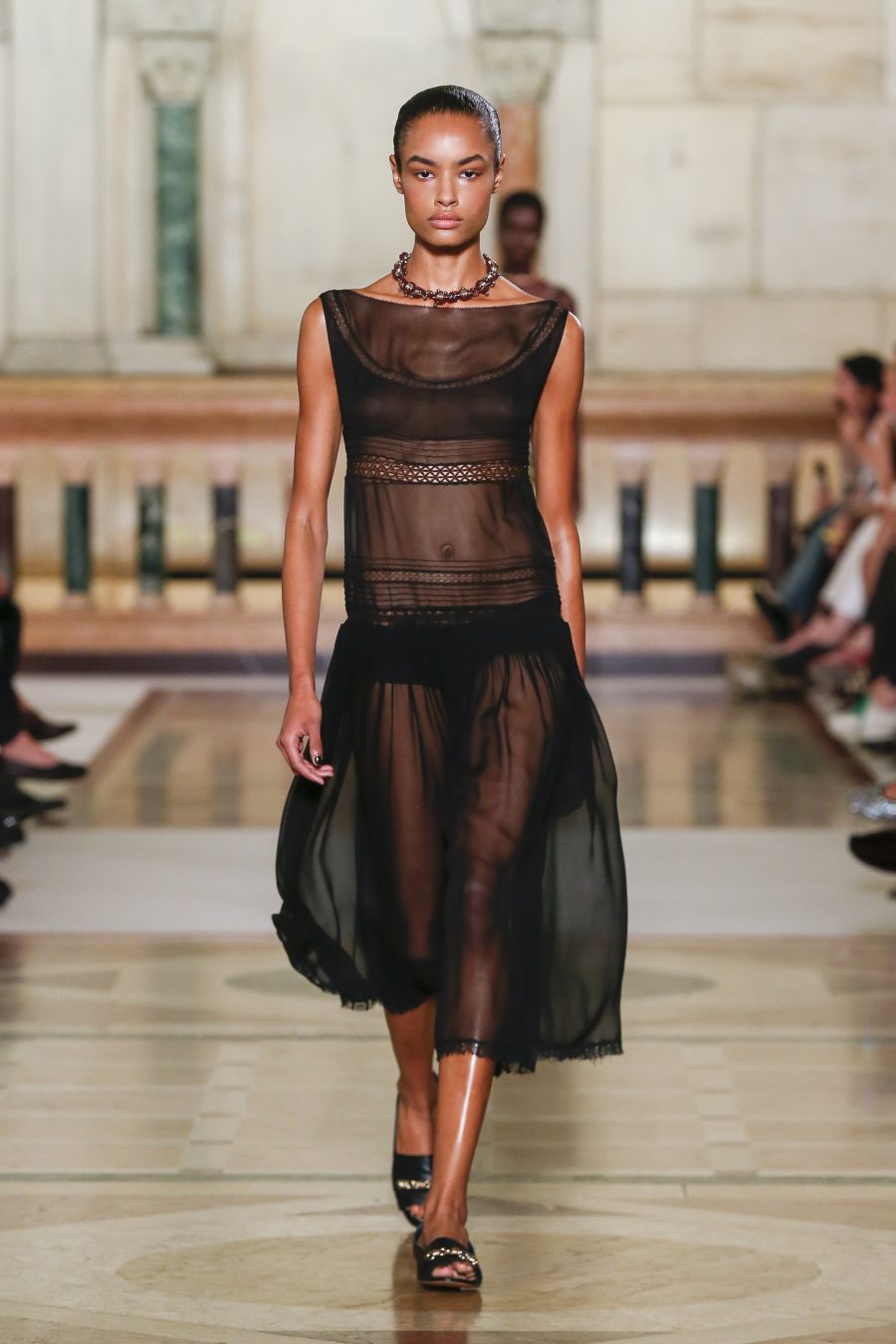 TB_SS26_SHOW_LOOK_38_4X5.jpg